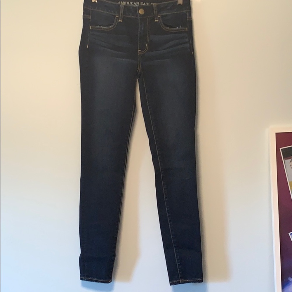 American Eagle dark wash skinny jeans
